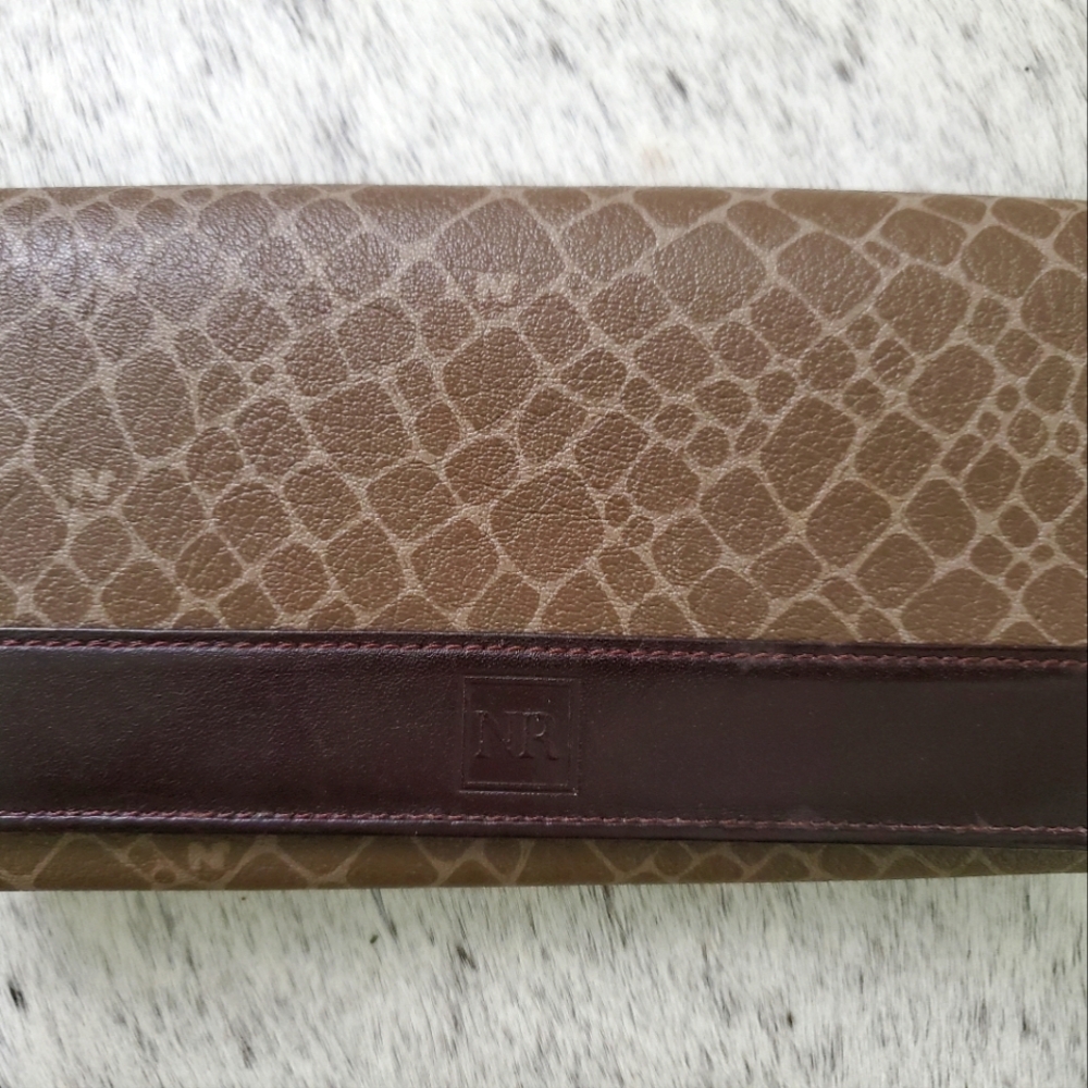 Nina Ricci long wallet